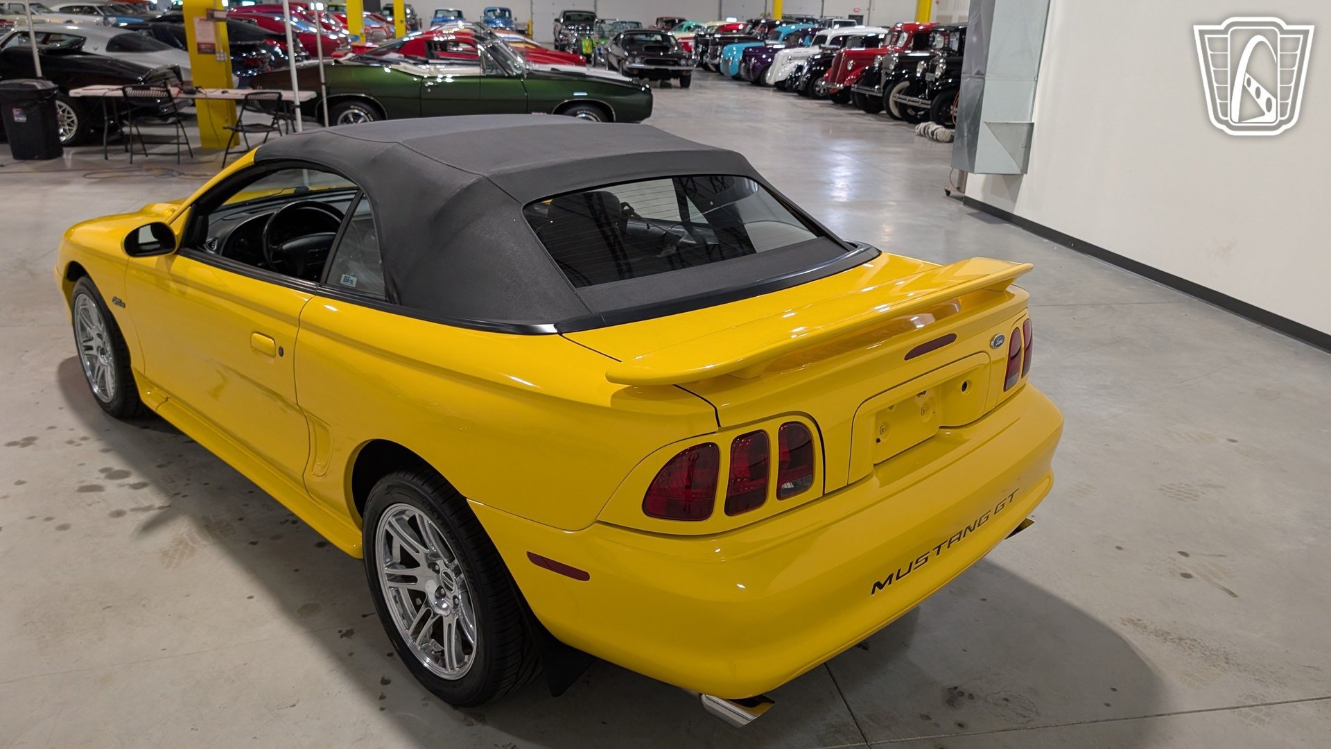Used 1998 Ford Mustang GT RWD image 8
