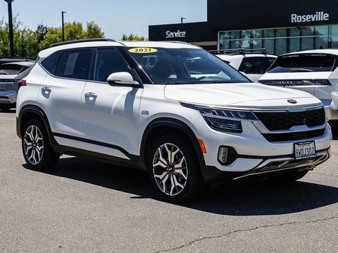 Used 2021 Kia Seltos SX w/ SX Sunroof Package AWD/4WD image 6