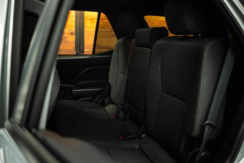 Used 2026 Toyota 4Runner SR5 AWD/4WD image 10