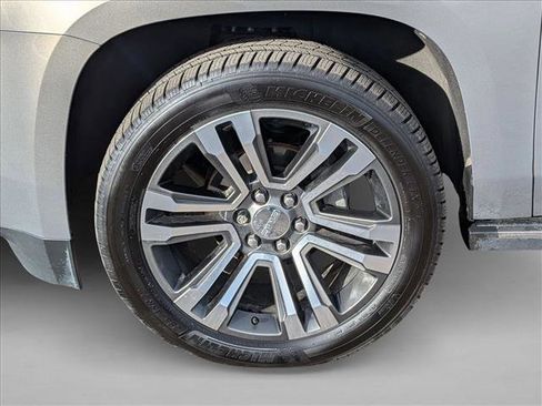 Used 2019 GMC Yukon XL Denali w/ Denali Ultimate Package image 9