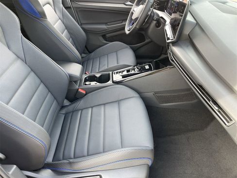 New 2026 Volkswagen Golf 2.0T image 8