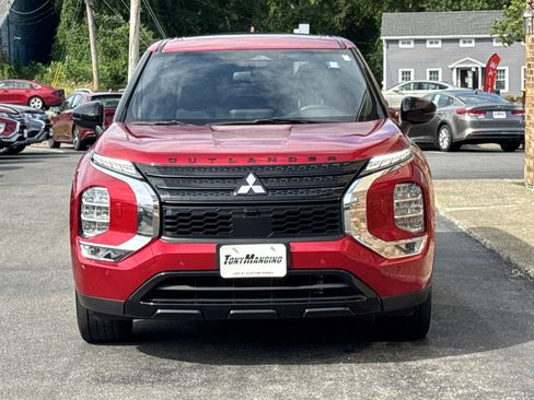 Used 2022 Mitsubishi Outlander SEL Black Edition AWD/4WD image 8
