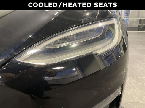Used 2022 Tesla Model S Plaid image 5