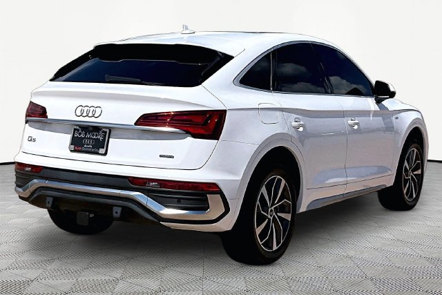 Used 2023 Audi Q5 2.0T Premium Plus w/ Premium Plus Package AWD/4WD image 2