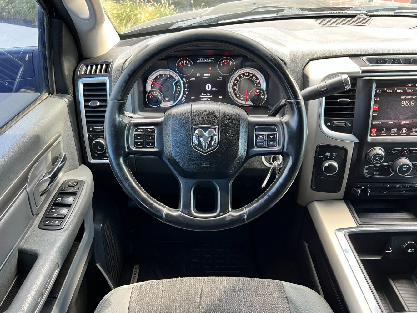 Used 2013 RAM 3500 Big Horn AWD/4WD image 12