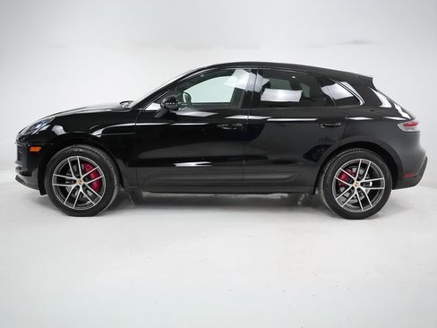 Used 2024 Porsche Macan S image 2