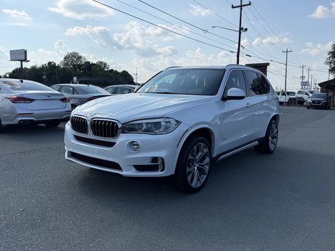 Used 2018 BMW X5 sDrive35i w/ Driving Assistance Package RWD image 3