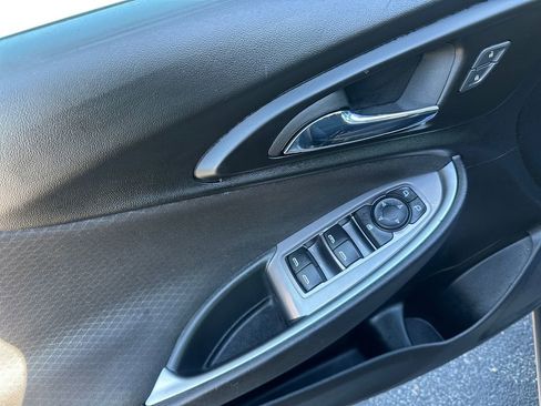 Used 2024 Chevrolet Malibu LT image 26