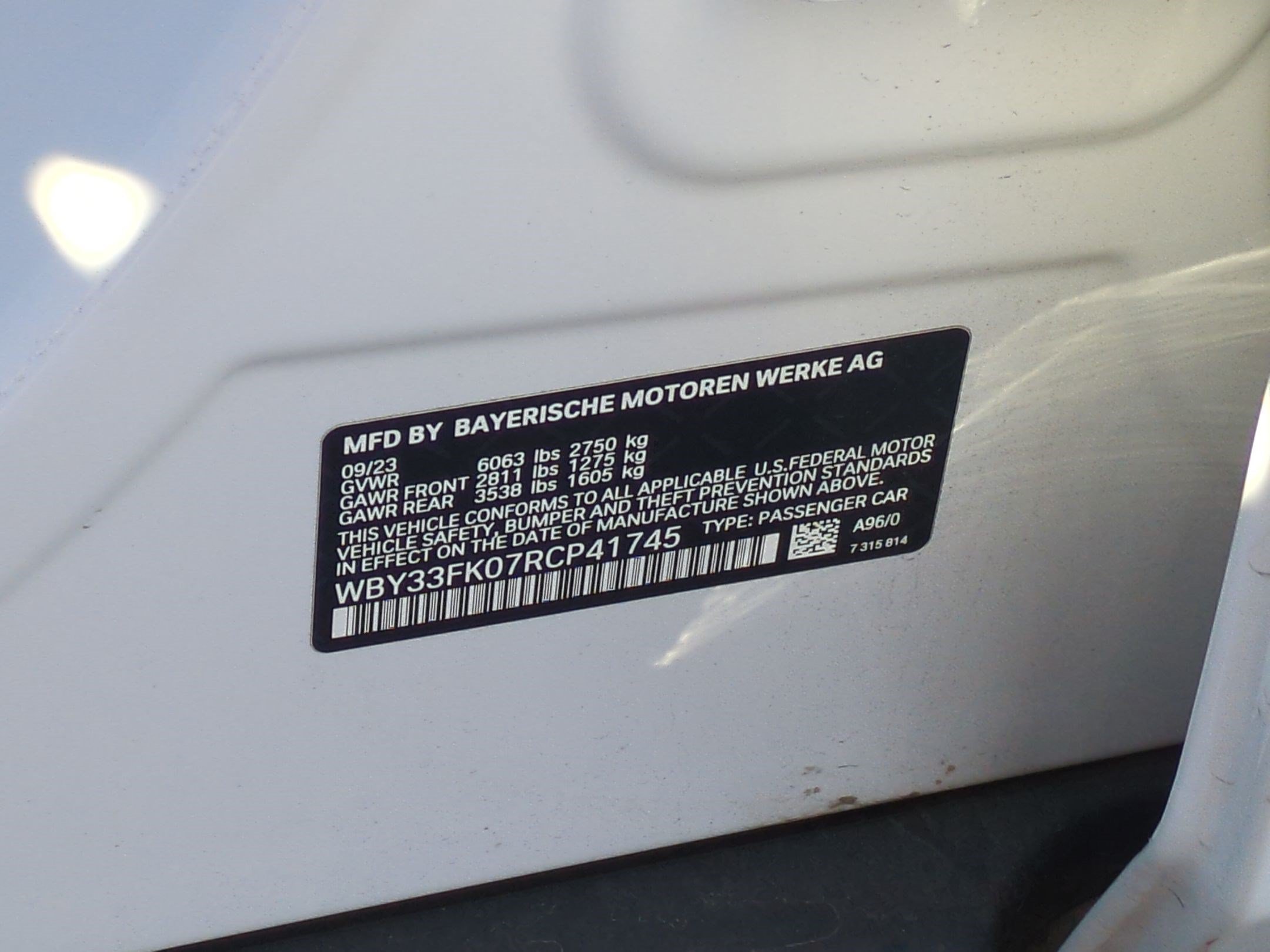 Used 2024 BMW i5 eDrive40i w/ Executive Package RWD image 33