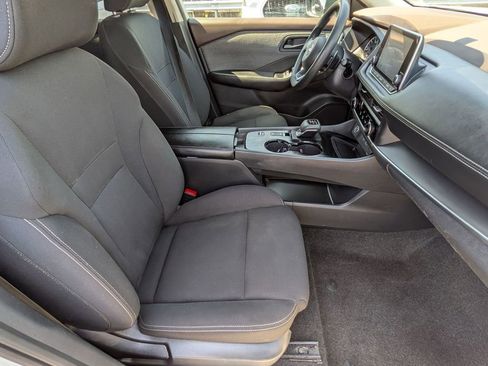 Used 2023 Nissan Rogue S FWD image 23