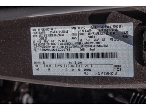 Used 2025 Ford F350 Lariat w/ Chrome Package AWD/4WD image 30