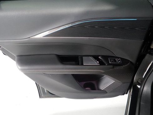 Used 2024 Cadillac Lyriq Sport RWD image 60