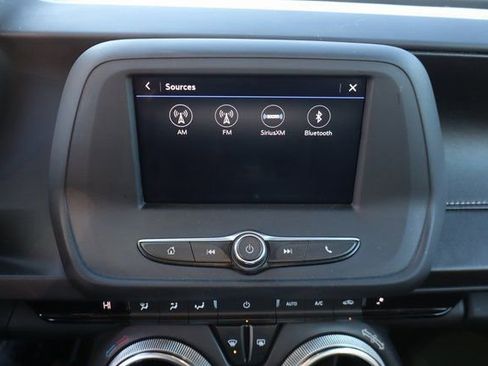 Used 2020 Chevrolet Camaro LT image 19