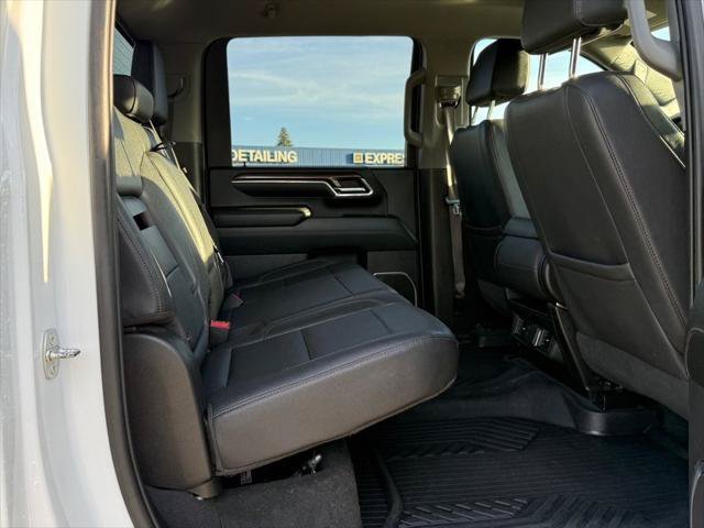 Used 2024 Chevrolet Silverado 3500 LT w/ Convenience Package AWD/4WD image 11