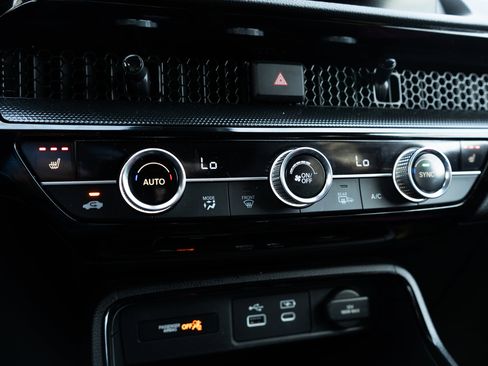 Certified 2024 Honda CR-V Sport Touring image 32