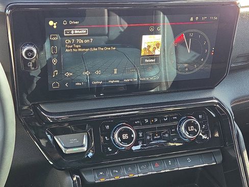 Used 2024 GMC Sierra 1500 AT4 image 16