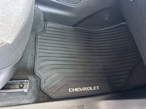 Used 2018 Chevrolet Equinox LT image 14