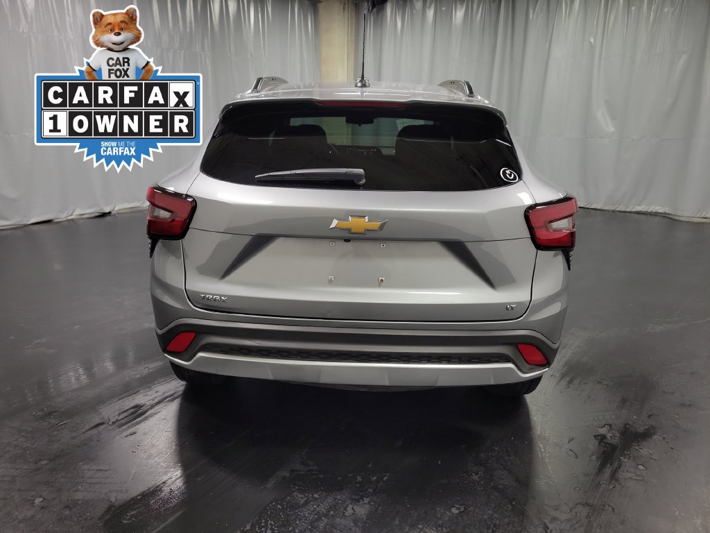 Used 2026 Chevrolet Trax LT FWD image 7
