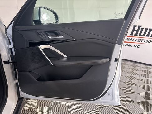 Used 2025 BMW X1 xDrive28i image 25