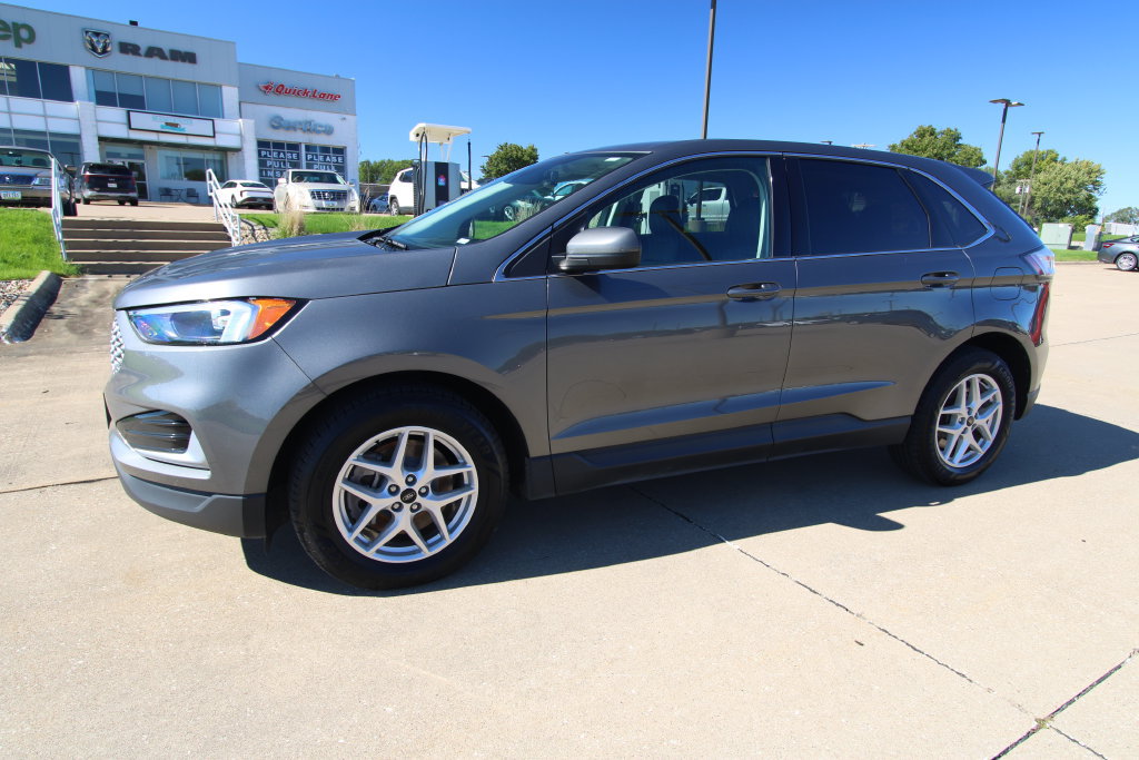 Used 2024 Ford Edge SEL AWD/4WD image 18