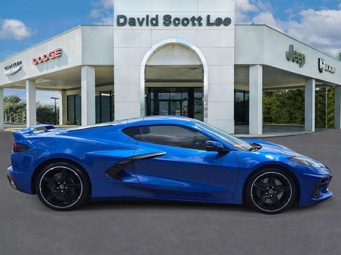 Used 2023 Chevrolet Corvette Stingray Coupe w/ Z51 Performance Package RWD image 6