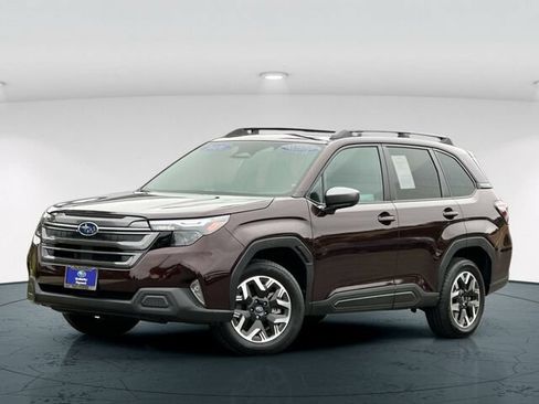 Certified 2026 Subaru Forester Premium AWD/4WD image 2