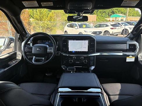 Used 2025 Ford F150 Lariat w/ Equipment Group 502A High AWD/4WD image 46