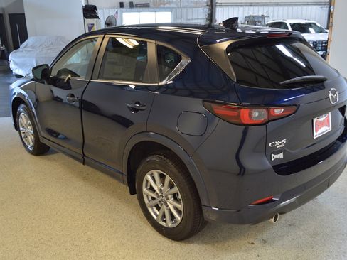 New 2025 MAZDA CX-5 AWD 2.5 S w/ Preferred Package image 5