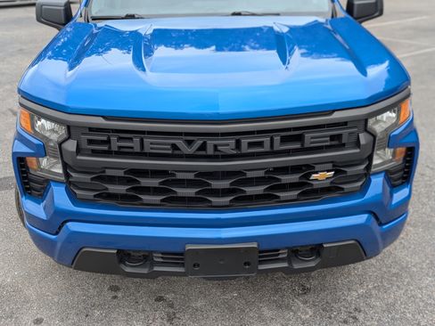 Used 2022 Chevrolet Silverado 1500 Custom image 12