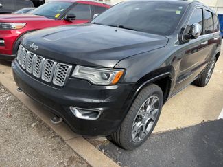 Used 2019 Jeep Grand Cherokee Overland video 1