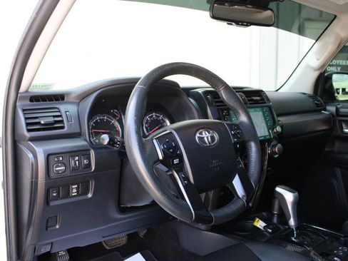 Used 2021 Toyota 4Runner TRD Off-Road Premium w/ Moonroof Package AWD/4WD image 2