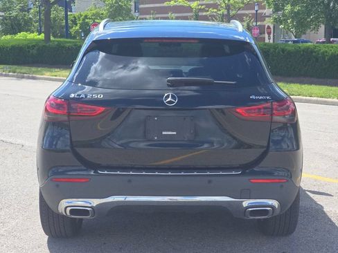 Used 2022 Mercedes-Benz GLA 250 4MATIC image 16