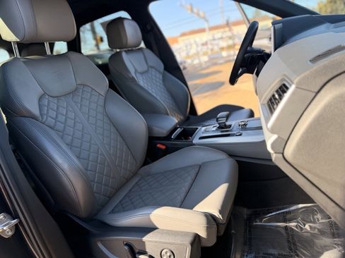 Used 2018 Audi SQ5 Prestige w/ Prestige Package image 10