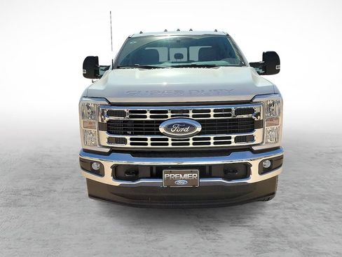 New 2026 Ford F350 XL w/ XL Chrome Package AWD/4WD image 3