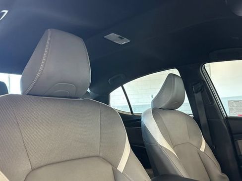 Used 2025 Toyota Camry SE AWD/4WD image 18
