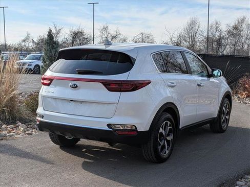 Used 2022 Kia Sportage LX image 5