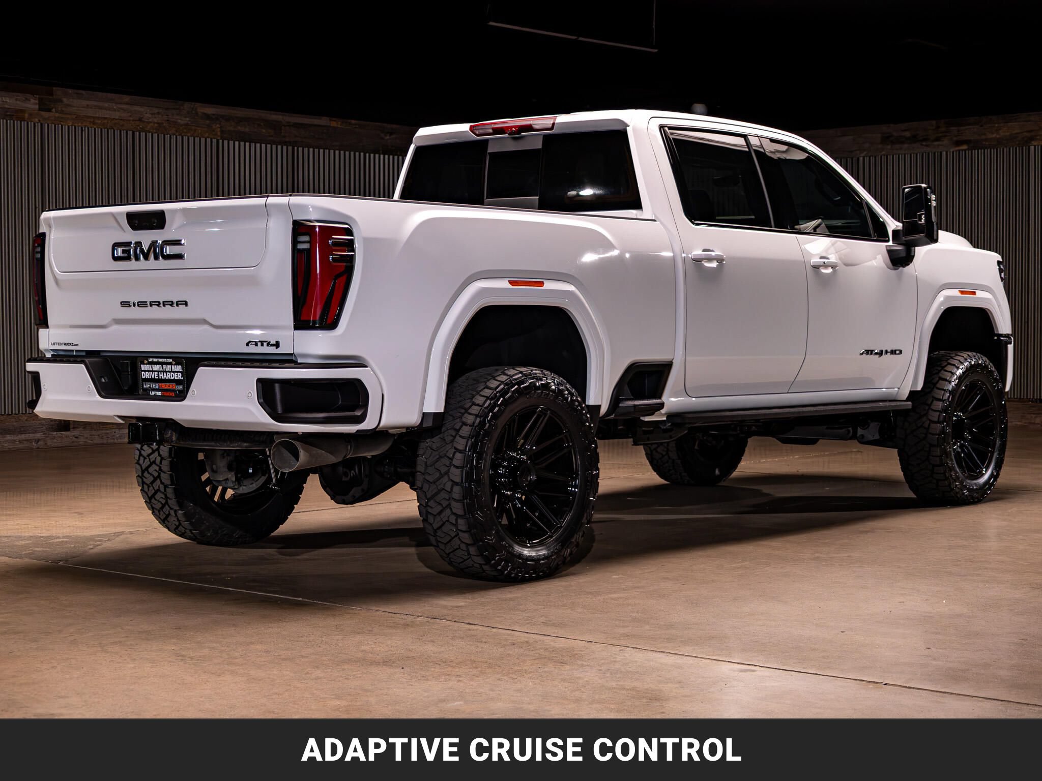 Used 2025 GMC Sierra 3500 AT4 w/ Technology Package AWD/4WD image 10
