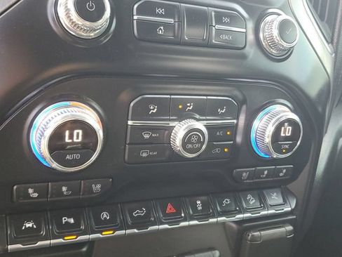 Used 2020 GMC Sierra 1500 Denali w/ Denali Ultimate Package AWD/4WD image 23