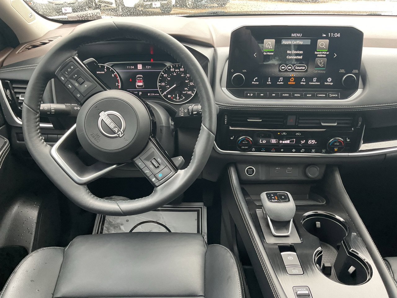 Used 2023 Nissan Rogue SL w/ SL Premium Package FWD image 11