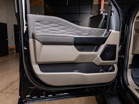 Used 2025 Ford F150 Platinum w/ Equipment Group 703A Plus image 36