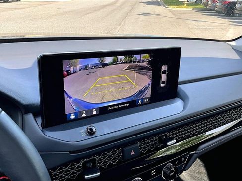 Used 2024 Honda Accord Touring image 11