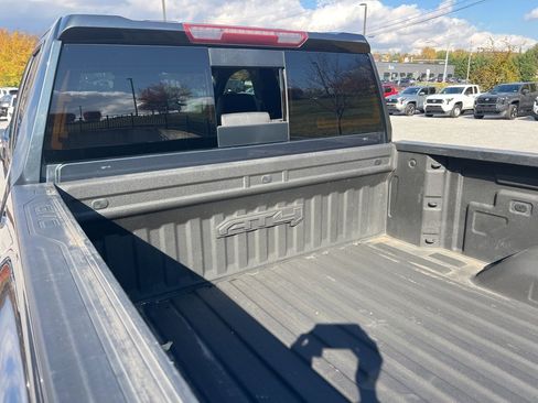 Used 2020 GMC Sierra 2500 AT4 w/ AT4 Premium Package image 29