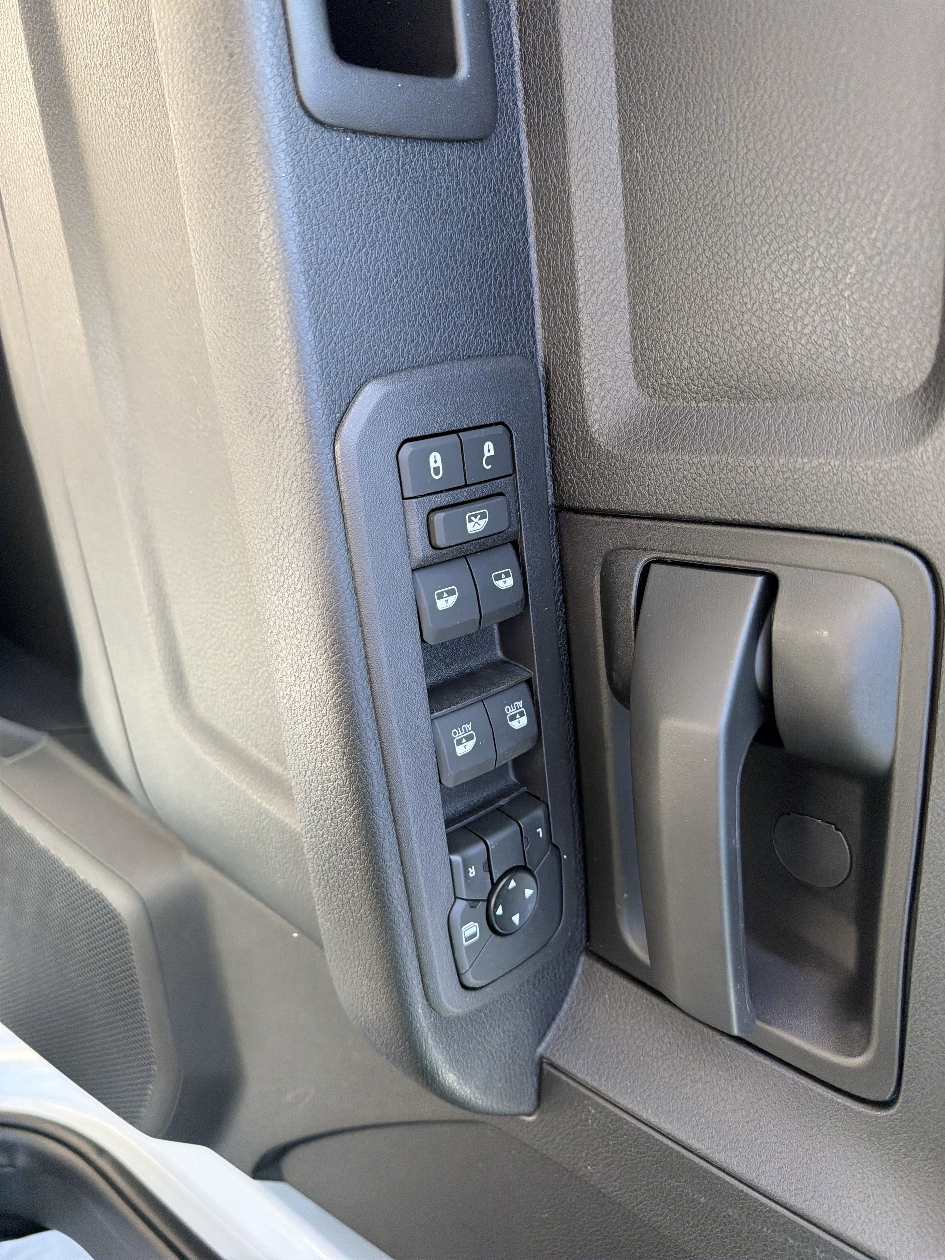 New 2026 RAM 2500 Tradesman AWD/4WD image 15