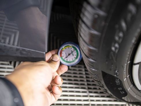 Used 2025 BMW i4 M50 w/ Parking Assistance Package image 45