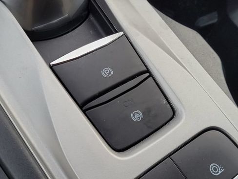 Used 2023 Ford Explorer 2WD image 24