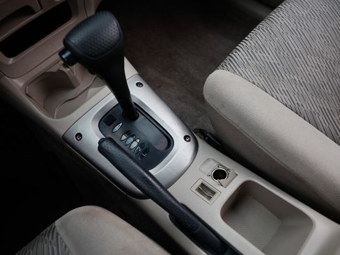 Used 2002 Toyota RAV4 2WD image 30