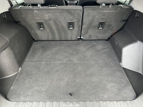 Used 2022 GMC Terrain SLE w/ Driver Convenience Package image 19