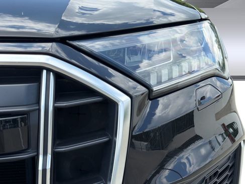 Used 2023 Audi SQ7 Premium Plus w/ Executive Package AWD/4WD image 12