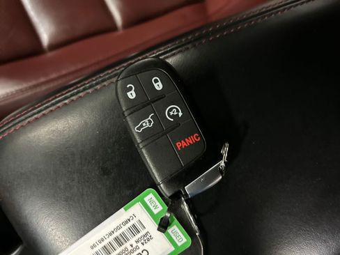 Used 2024 Dodge Durango GT image 22