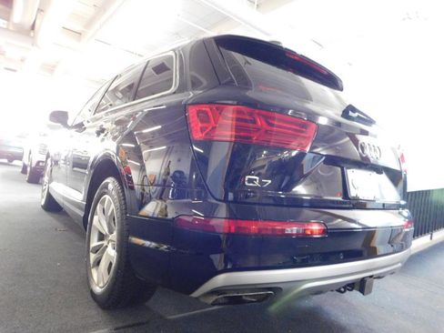 Used 2019 Audi Q7 3.0T Premium w/ Convenience Package image 8